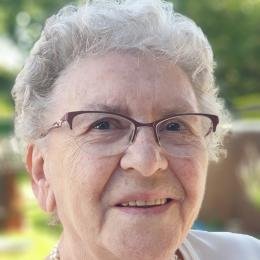 Suzanne Robeets