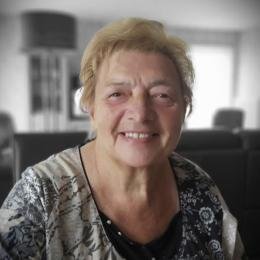 Nini Vandecauter